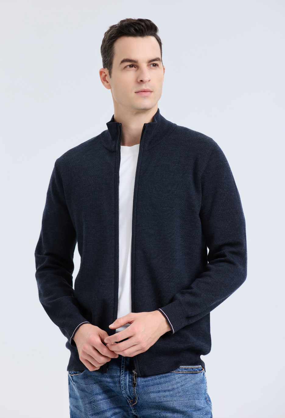 Fine-spun wool zip-up cardigan